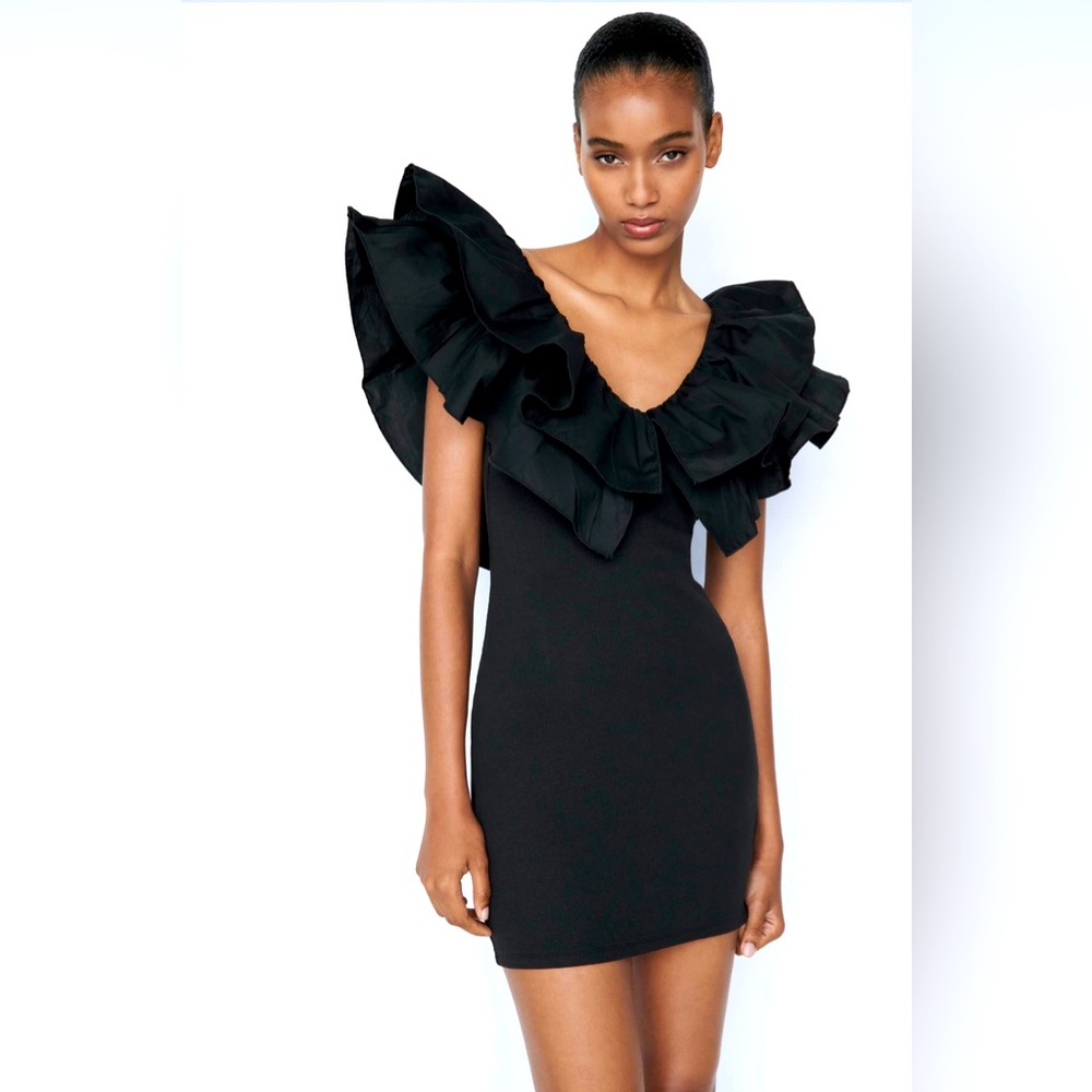 ZARA FITTED RUFFLED SHORT DRESS